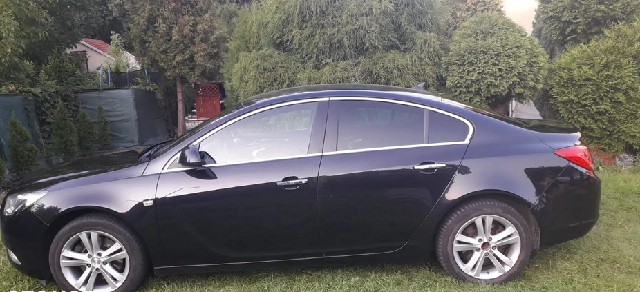 Opel Insignia cena 29900 przebieg: 220040, rok produkcji 2011 z Zabrze małe 56